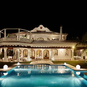 hotel-the-touch-puerto-banus.1costadelsol.com/
